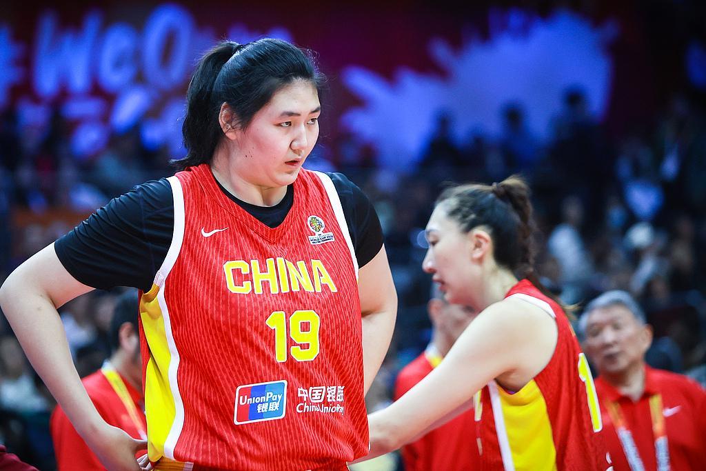 博鱼体育登录入口-打完捷克，才搞懂中国女篮中锋状态不佳的原因，球迷：怀念黄思静